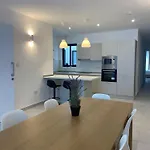 Swieqi Malaika New 3 公寓 *
