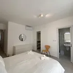 公寓 Swieqi Malaika New 3 *