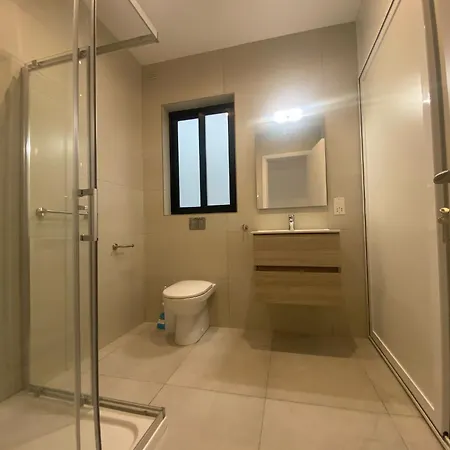 Swieqi Malaika New 3 *