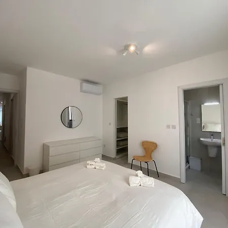 شقة Swieqi Malaika New 3 *