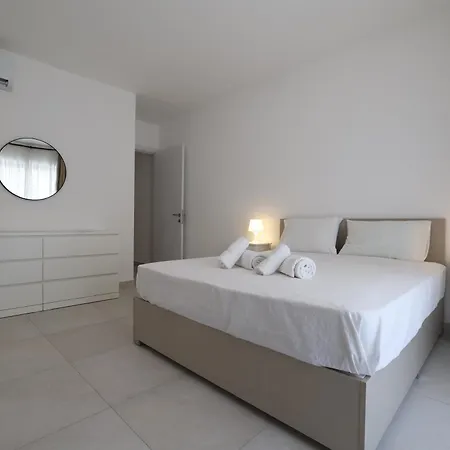 Swieqi Malaika New 3 *