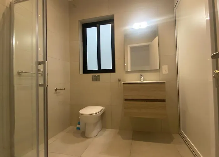 Swieqi Malaika New 3 *