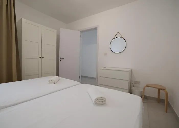 Apartman Swieqi Malaika New 3 Is-Swieqi