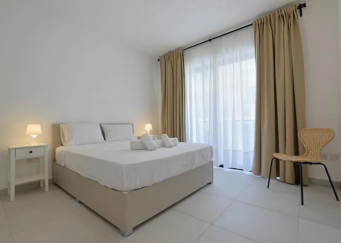 Swieqi Malaika New 3 *