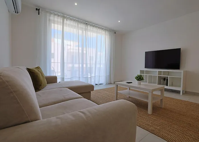 Apartman Swieqi Malaika New 3 Is-Swieqi